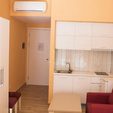 Holiday Luxury Aparthotel