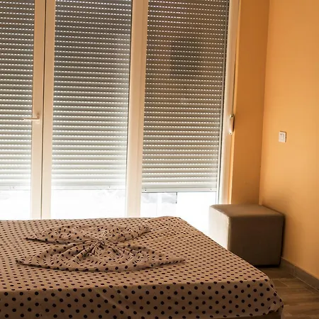 Aparthotel Holiday Luxury Shëngjin